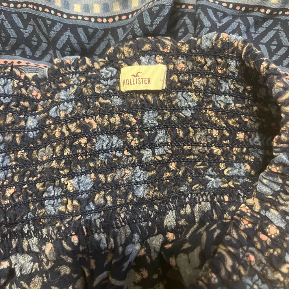 Hollister Navy and Peach Smocked Skirt
